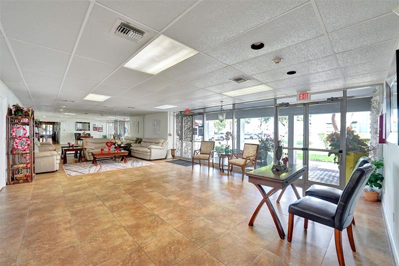 Image 51 of 75 For 7897 Golf Circle Dr  105