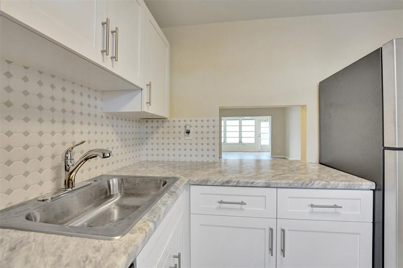 Image 9 of 75 For 7897 Golf Circle Dr  105