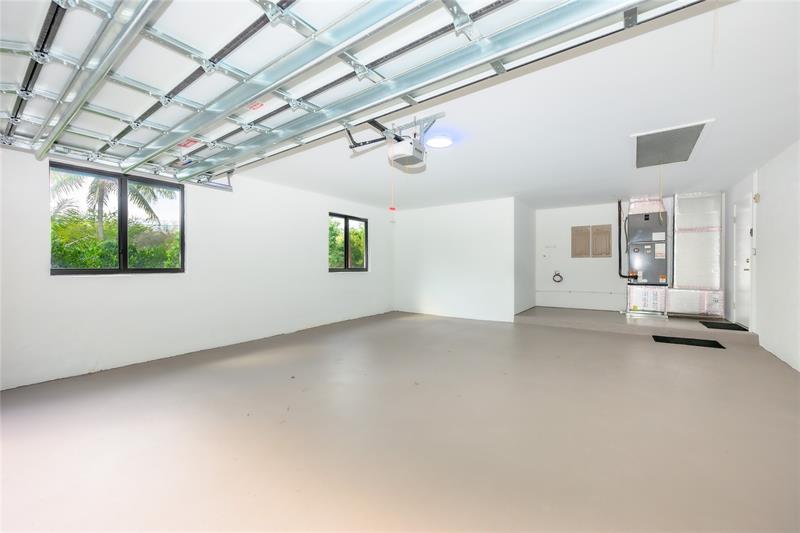 Image 41 of 43 For 15901 54 Place