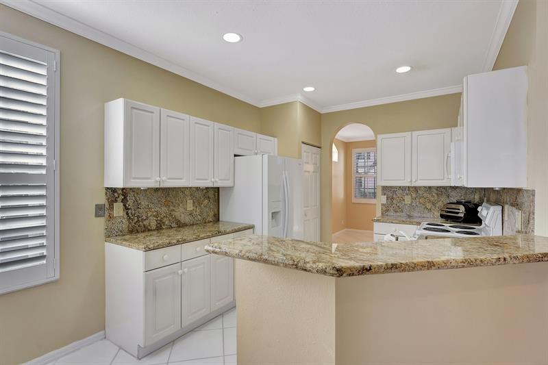 Image 14 of 39 For 12441 10th Ct  A-15