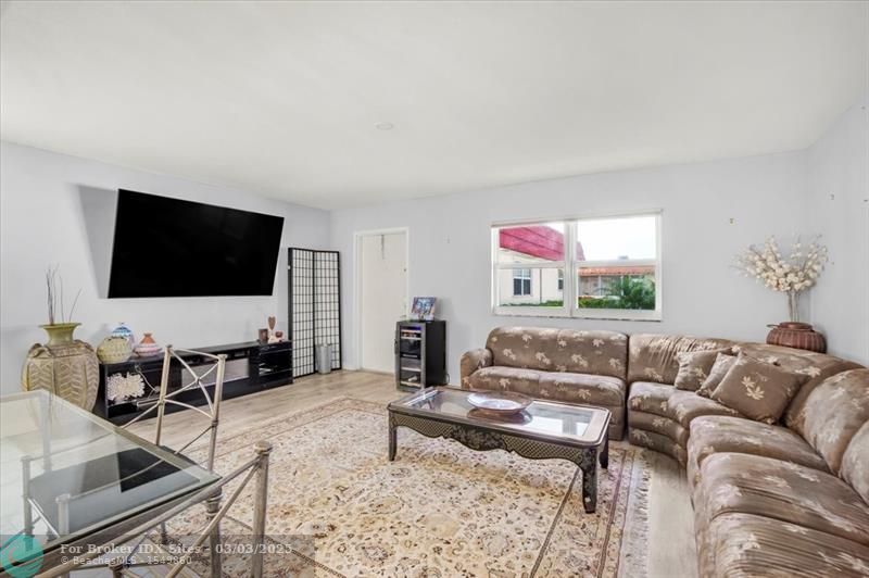 Image 18 of 26 For 15 Seville Drive  A