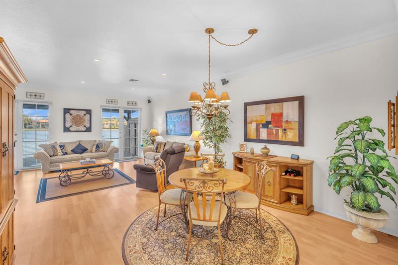 Image 24 of 44 For 745 195th St