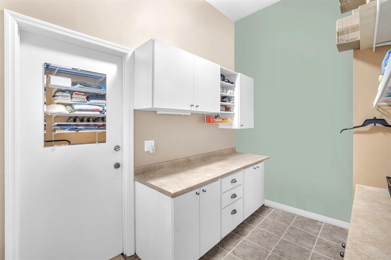 Image 26 of 44 For 745 195th St