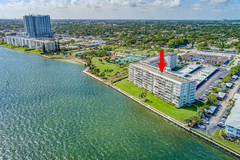 Image 35 of 39 For 801 Lake Shore Dr  403