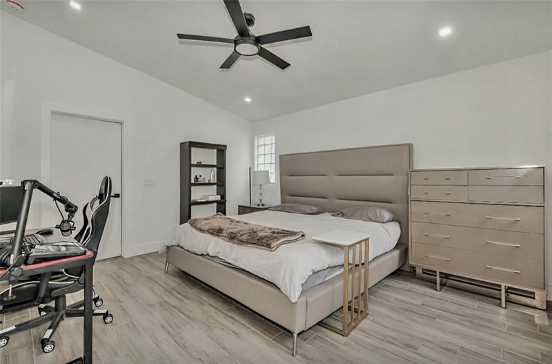 Image 14 of 26 For 1508 149th Ave