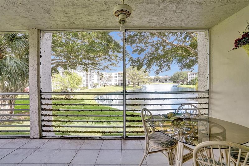 Image 20 of 43 For 9340 Lagoon Pl  209
