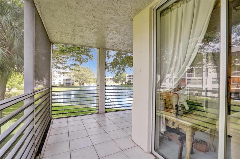 Image 23 of 43 For 9340 Lagoon Pl  209