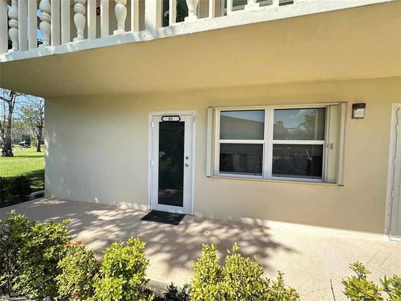 Image 16 of 80 For 85 Ventnor E  85