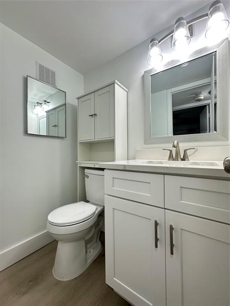 Image 7 of 80 For 85 Ventnor E  85