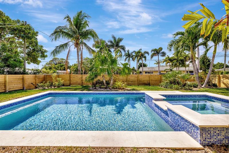 Image 41 of 44 For 1981 Coral Gardens Drive