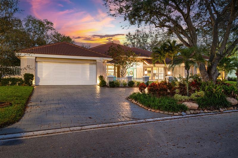 Image 3 of 86 For 1780 Eagle Trace Blvd