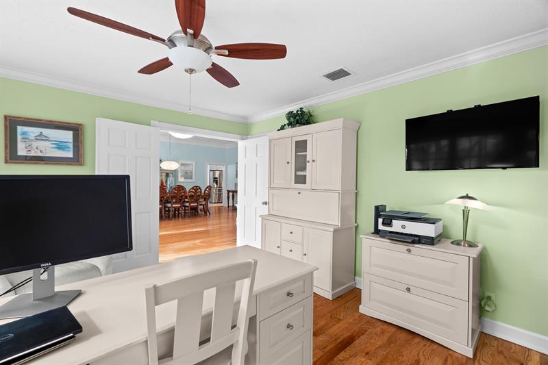 Image 32 of 86 For 1780 Eagle Trace Blvd
