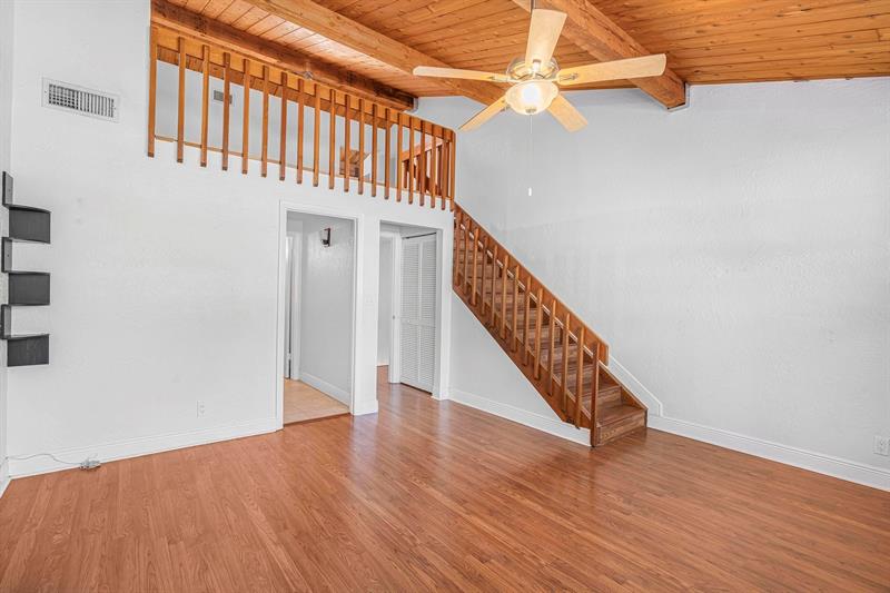 Image 19 of 32 For 4761 2nd Ave  310