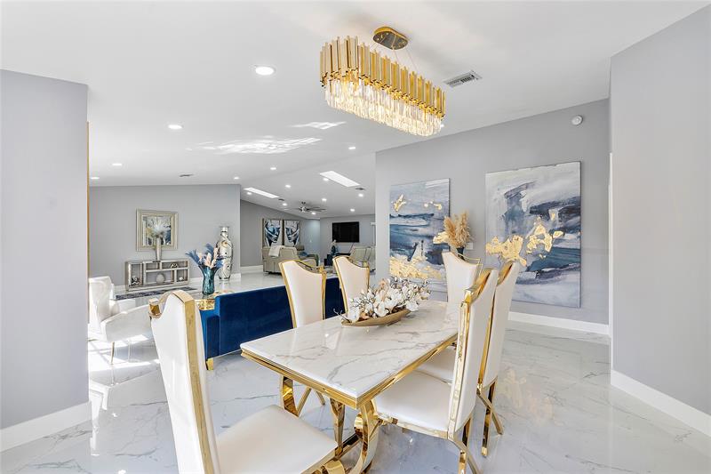 Image 12 of 51 For 8551 53rd Ct
