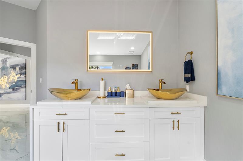 Image 24 of 51 For 8551 53rd Ct
