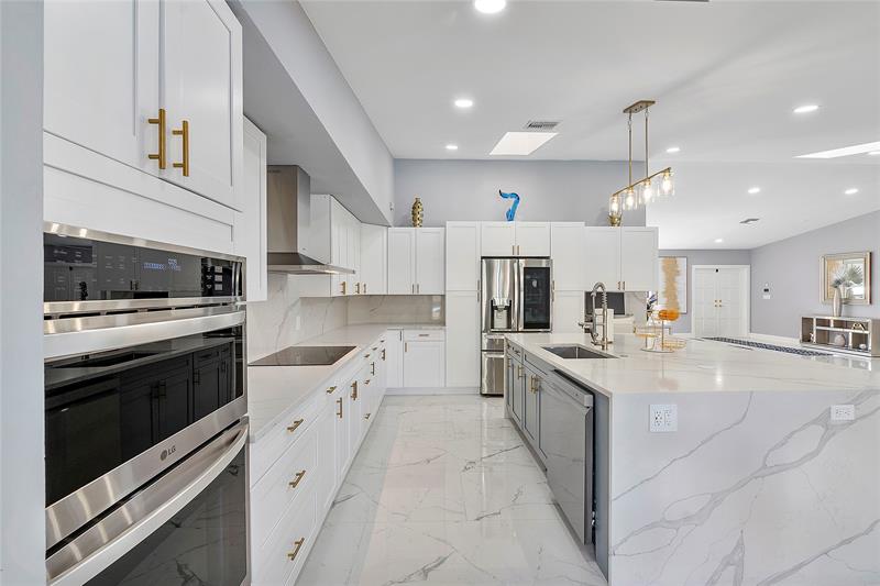 Image 3 of 51 For 8551 53rd Ct