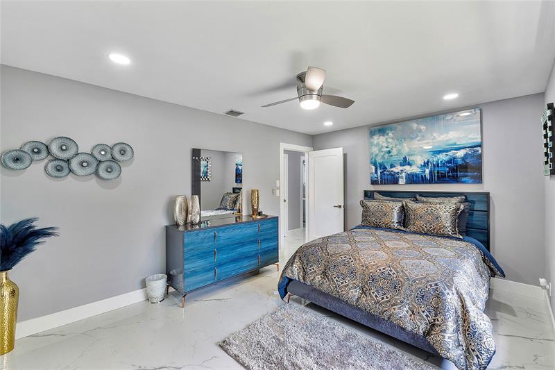 Image 35 of 51 For 8551 53rd Ct