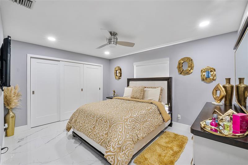 Image 36 of 51 For 8551 53rd Ct