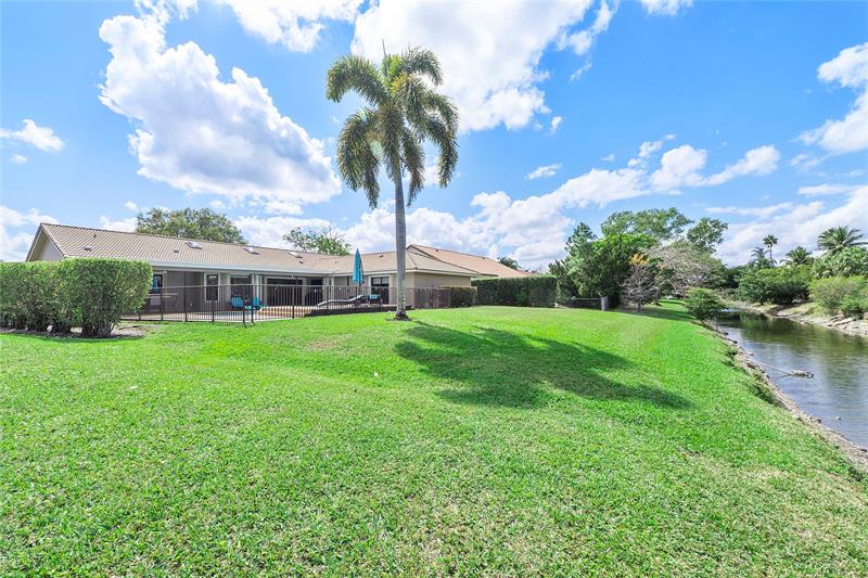 Image 46 of 51 For 8551 53rd Ct
