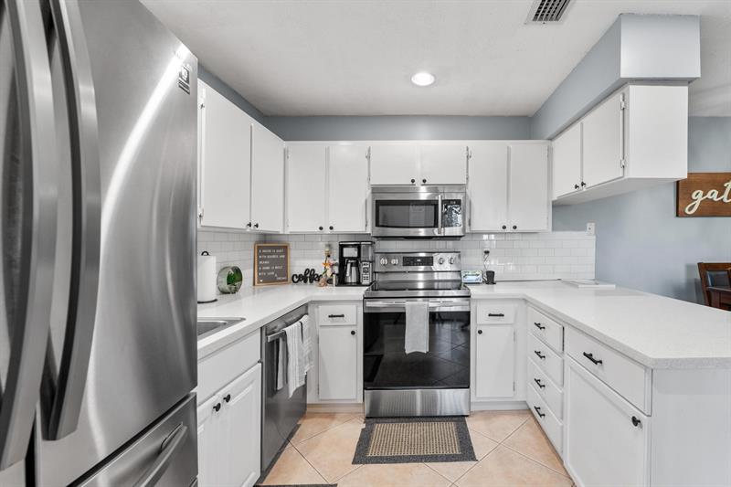 Image 12 of 31 For 2670 99th Ave