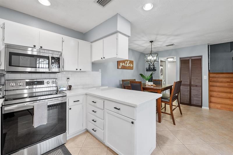 Image 13 of 31 For 2670 99th Ave