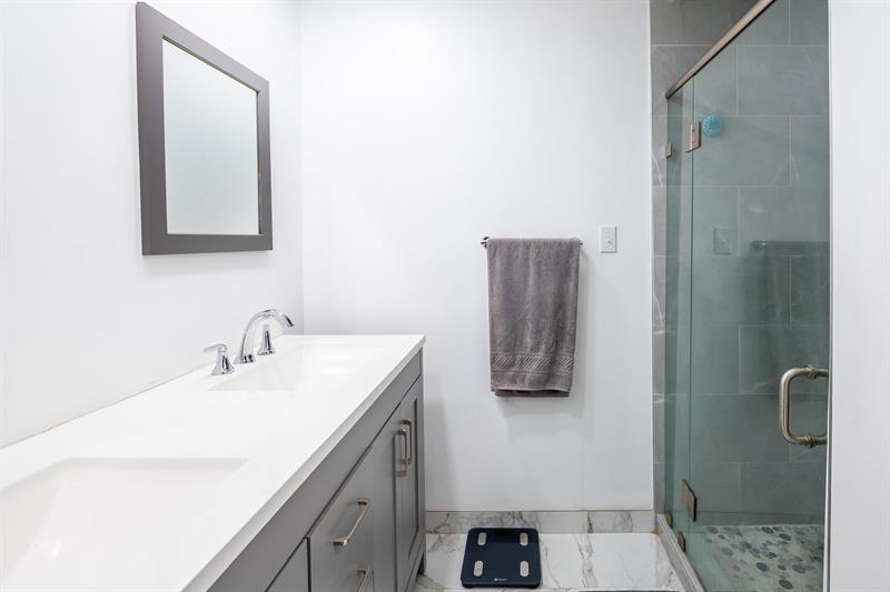 Image 18 of 31 For 2670 99th Ave