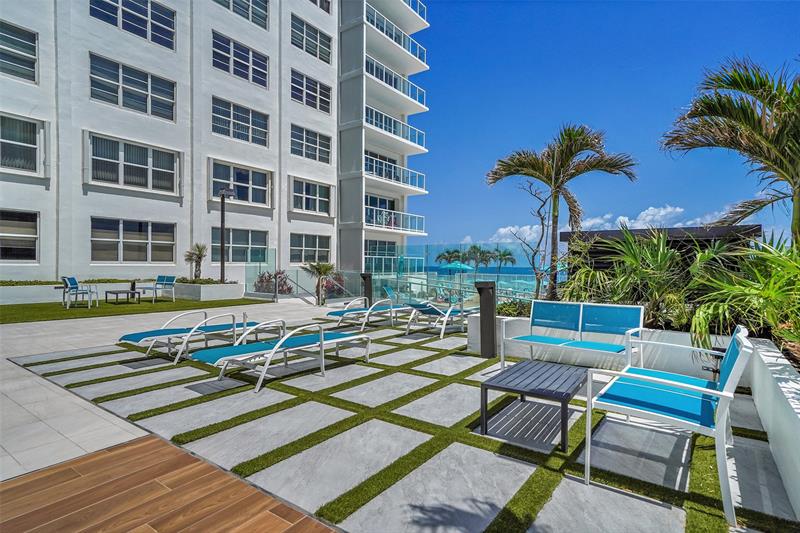 Image 11 of 78 For 3750 Galt Ocean Dr  309