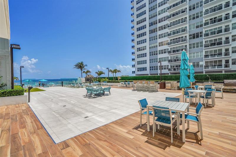 Image 50 of 78 For 3750 Galt Ocean Dr  309