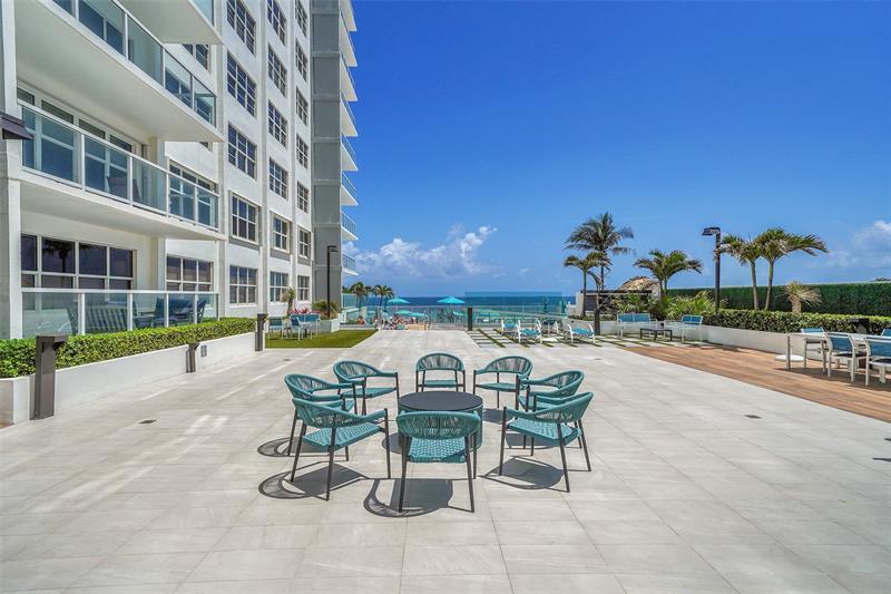 Image 51 of 78 For 3750 Galt Ocean Dr  309