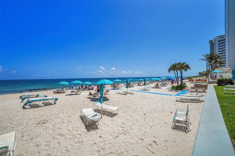 Image 61 of 78 For 3750 Galt Ocean Dr  309