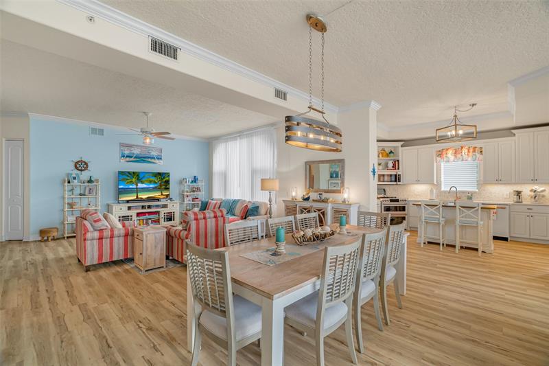 Image 11 of 51 For 1701 Gulfstream Ave  729