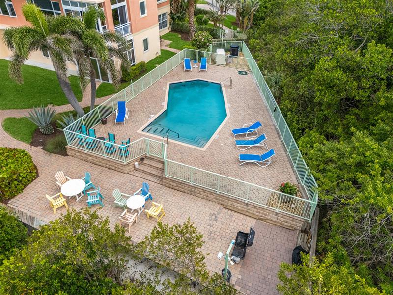 Image 48 of 51 For 1701 Gulfstream Ave  729