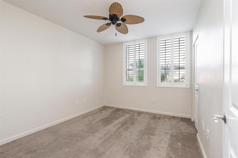 Image 18 of 48 For 610 Las Olas Blvd  415n