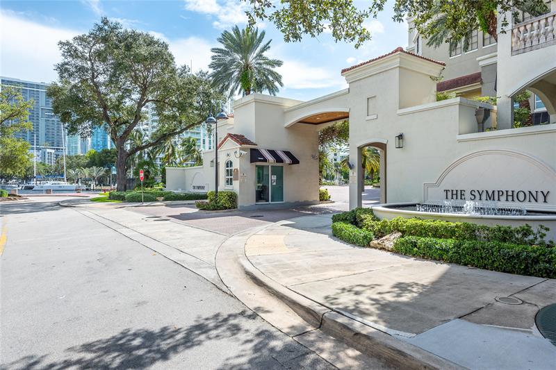 Image 23 of 48 For 610 Las Olas Blvd  415n