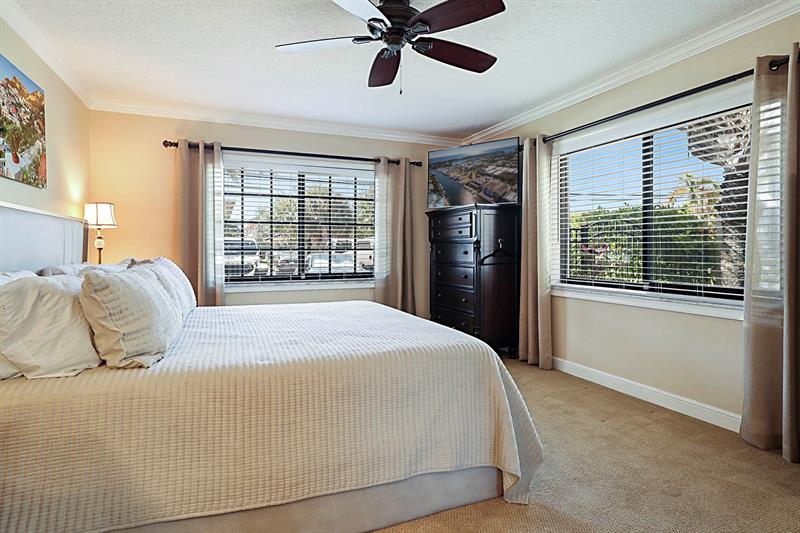 Image 25 of 56 For 2743 28th Ct  3