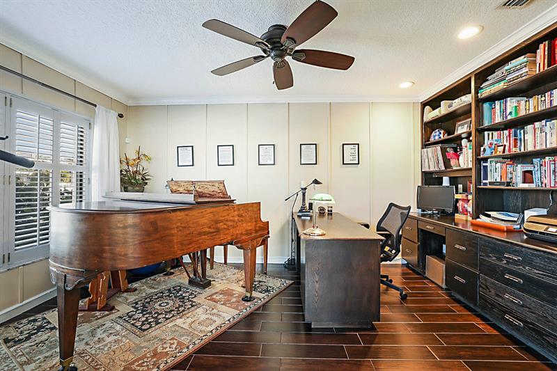 Image 33 of 56 For 2743 28th Ct  3