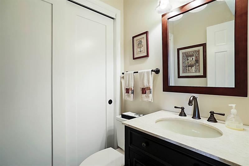 Image 34 of 56 For 2743 28th Ct  3
