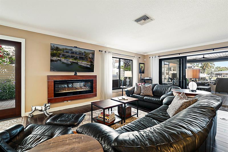 Image 8 of 56 For 2743 28th Ct  3
