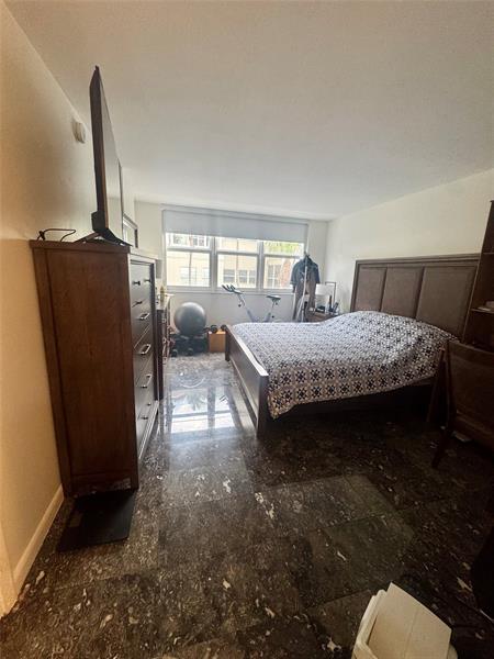 Image 10 of 10 For 3113 Ocean Dr  209