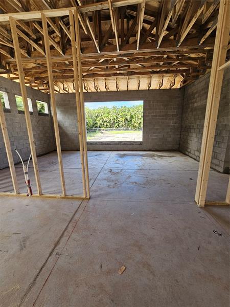 Image 18 of 24 For 3905 Fieldview Way
