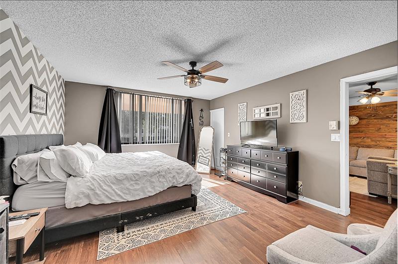 Image 17 of 30 For 8592 Sunrise Blvd  206
