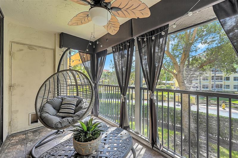 Image 27 of 30 For 8592 Sunrise Blvd  206