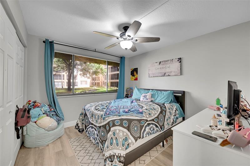 Image 20 of 25 For 8592 Sunrise Blvd  102
