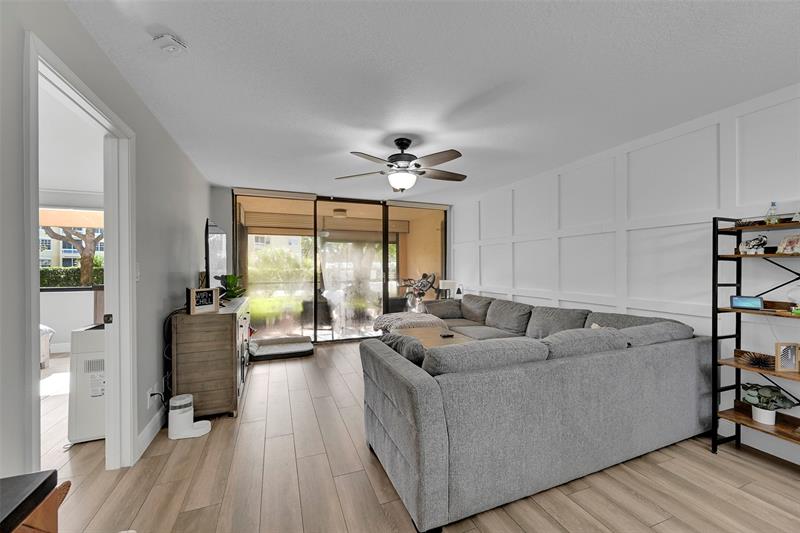 Image 6 of 25 For 8592 Sunrise Blvd  102