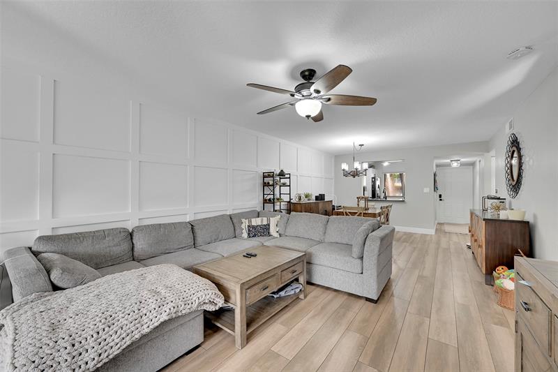 Image 8 of 25 For 8592 Sunrise Blvd  102