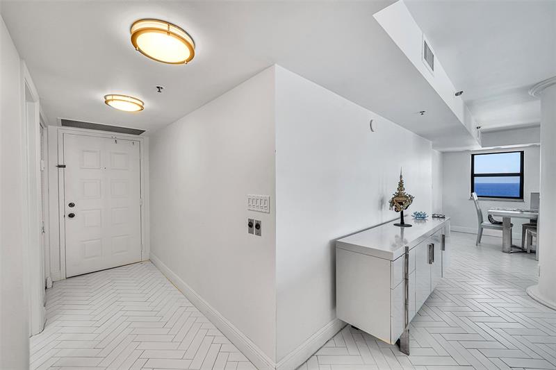 Image 17 of 63 For 1201 Ocean Dr  2301