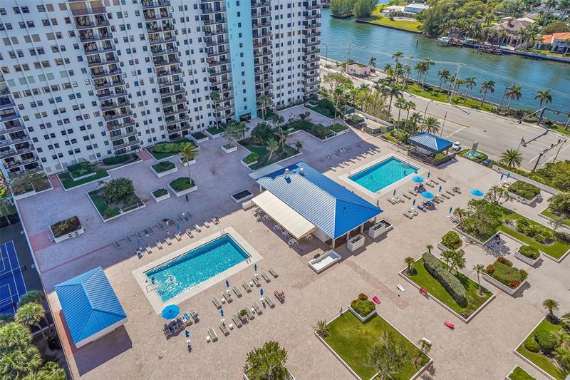 Image 36 of 63 For 1201 Ocean Dr  2301