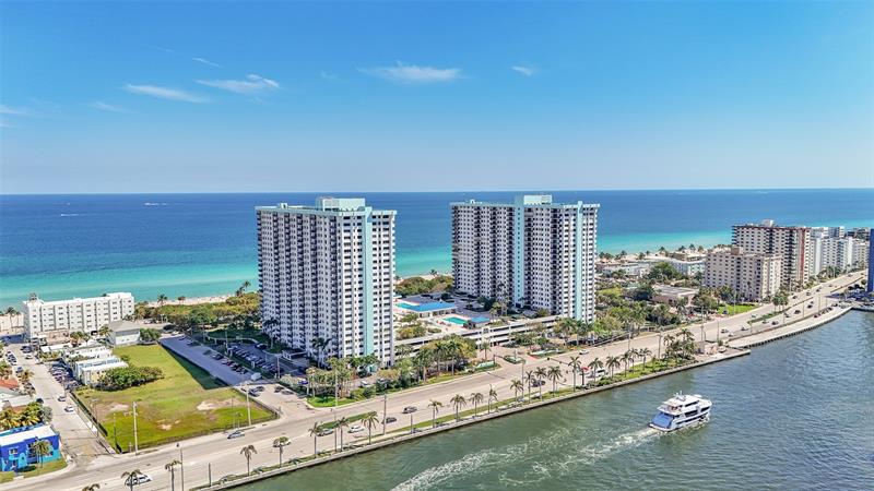 Image 49 of 63 For 1201 Ocean Dr  2301