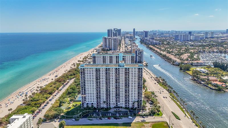 Image 53 of 63 For 1201 Ocean Dr  2301