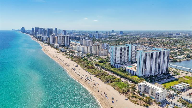 Image 54 of 63 For 1201 Ocean Dr  2301
